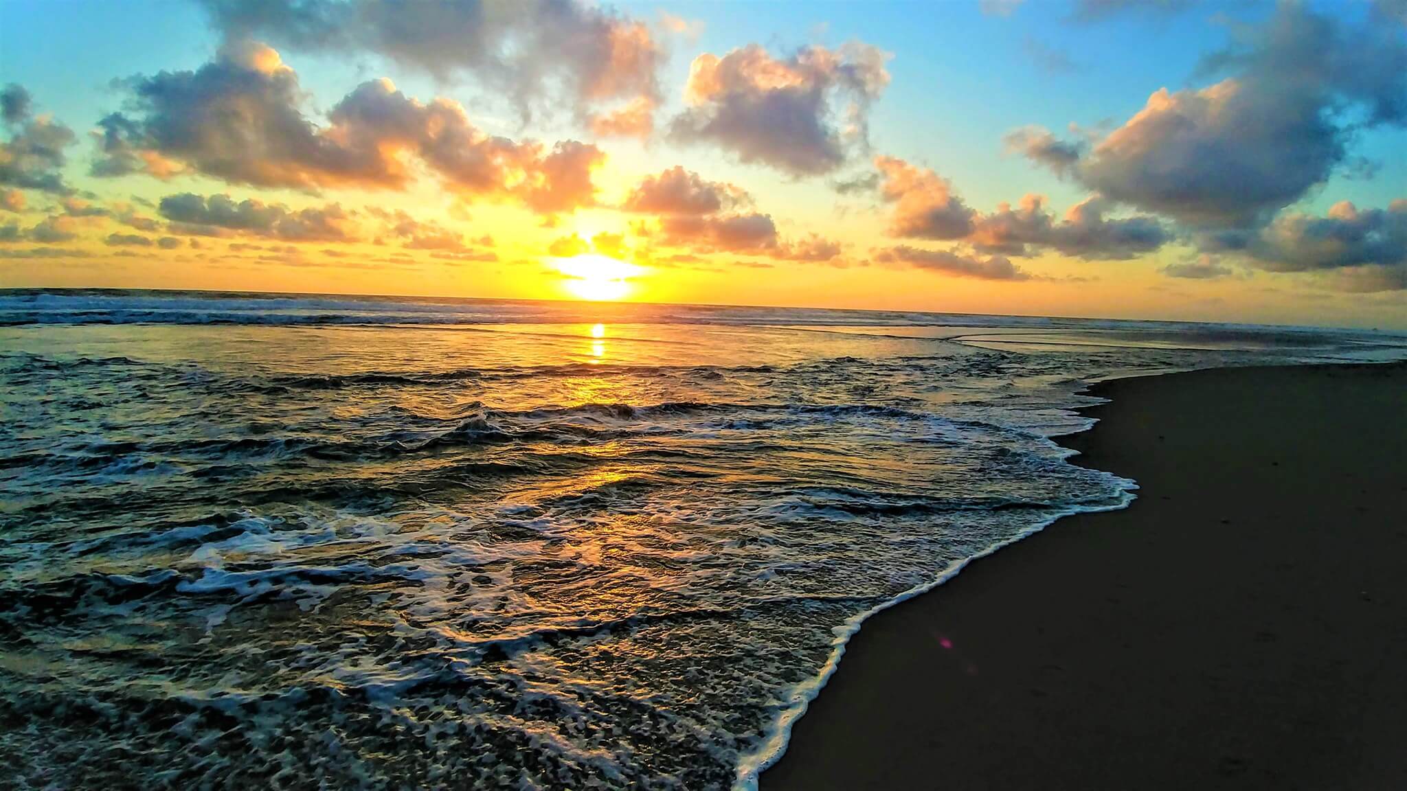 Photo of a Sunset in Lincoln City, Oregon.